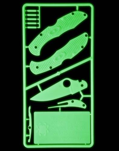 122 Spyderco Пластиковый нож-конструктор Delica 4 Glow in the Dark Plastic Kit фото 8